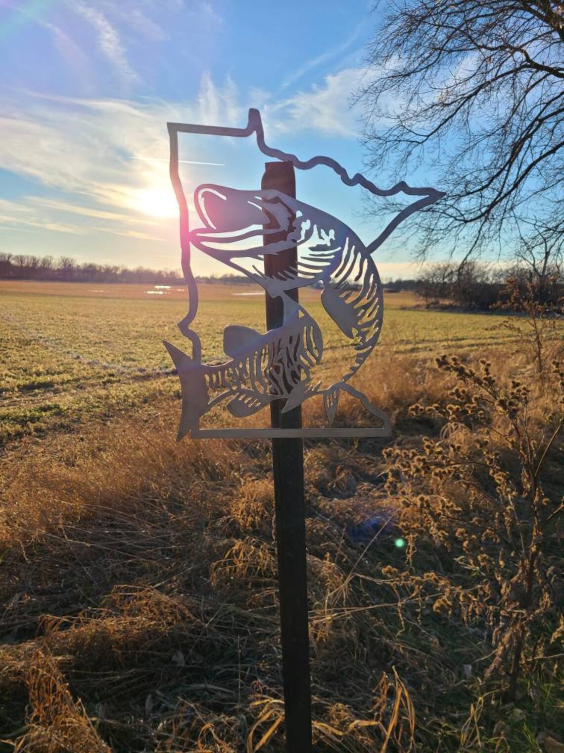 rustic-metal-musky-sculpture.jpg